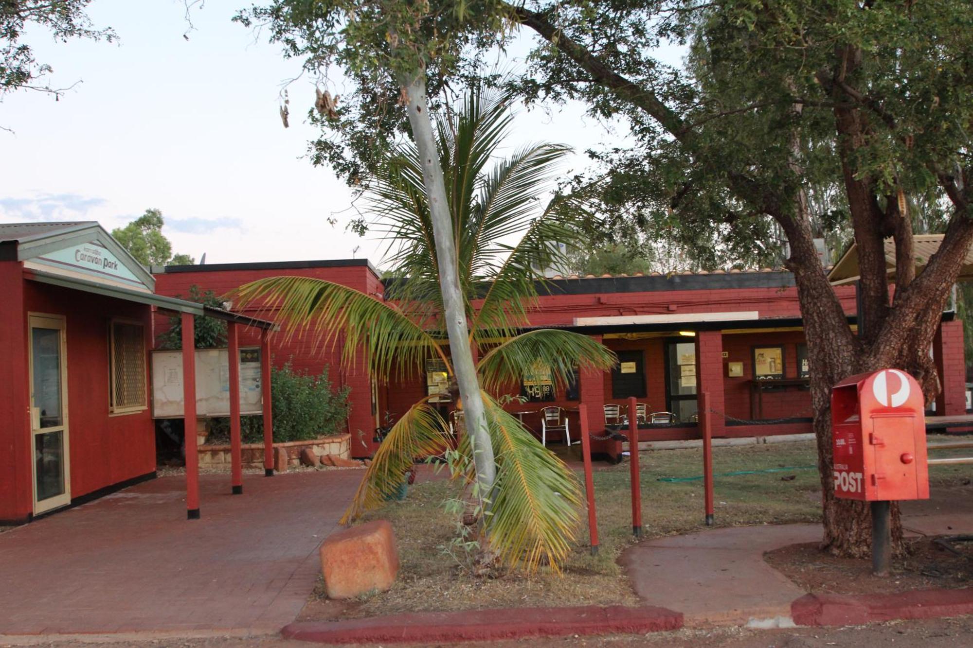 Aaok Karratha Caravan Park Luaran gambar