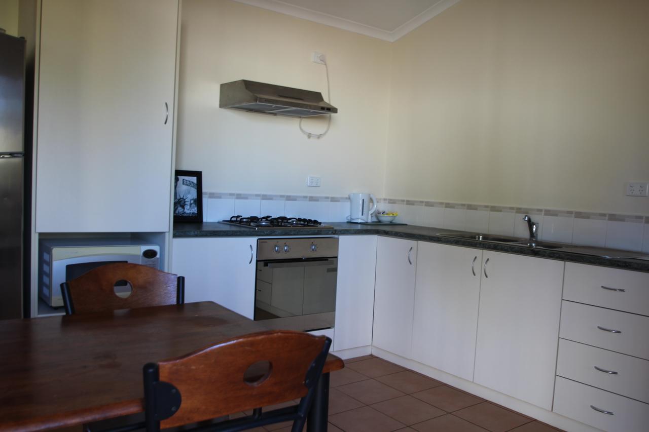 Aaok Karratha Caravan Park Luaran gambar