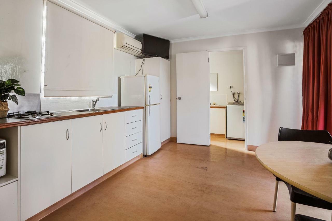 Aaok Karratha Caravan Park Luaran gambar