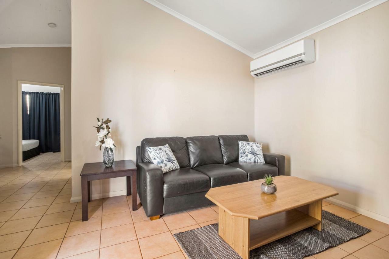 Aaok Karratha Caravan Park Luaran gambar