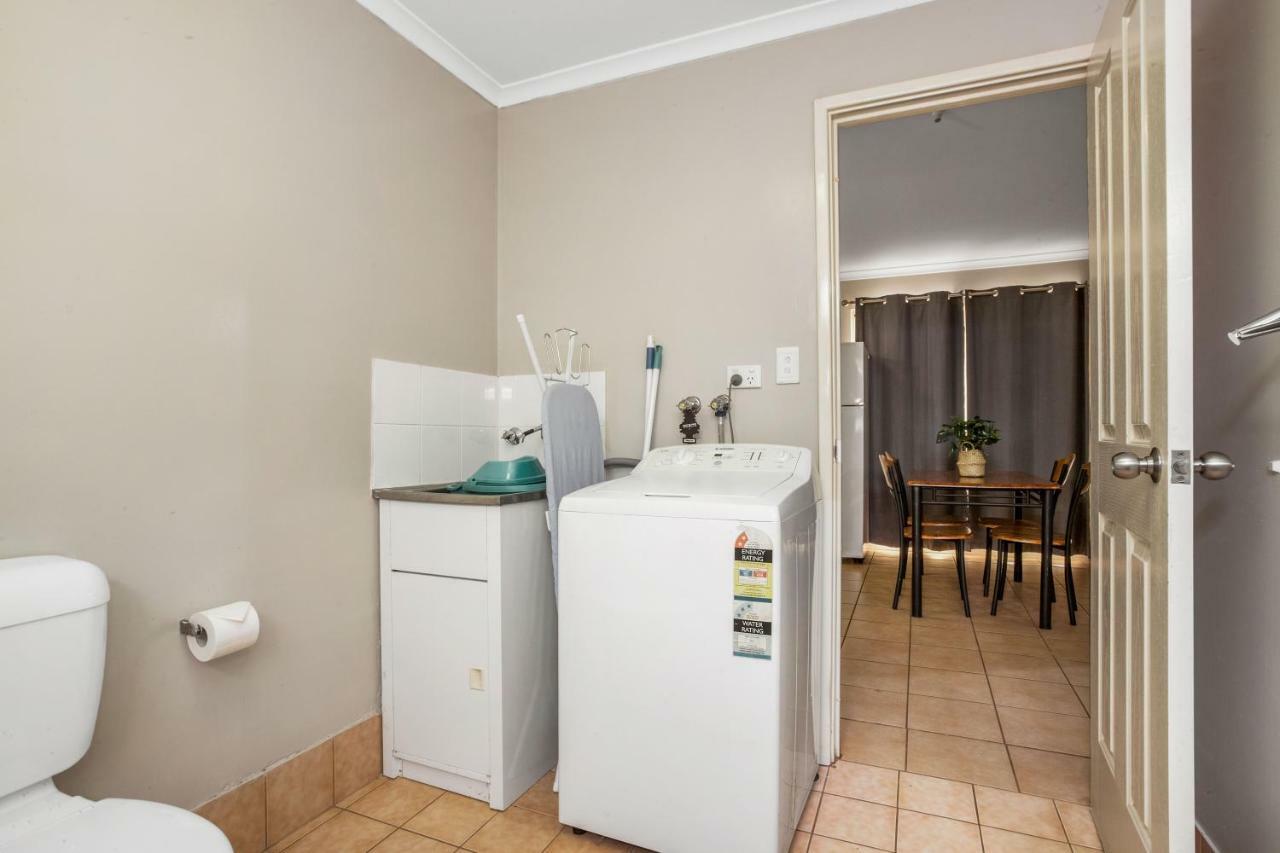 Aaok Karratha Caravan Park Luaran gambar